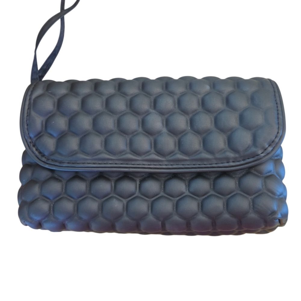 The Bump Bag Cosmetics Organizer Tri-fold Travel Clutch Black